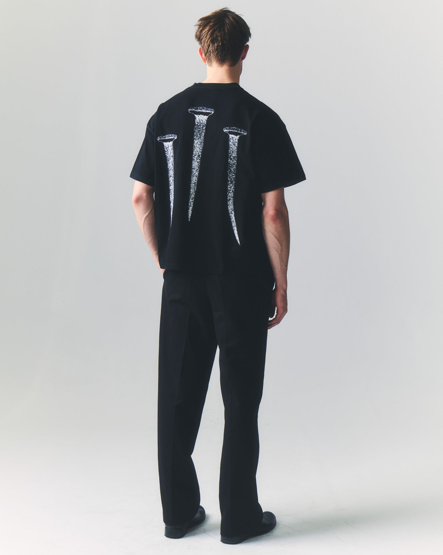 NAIL TEE